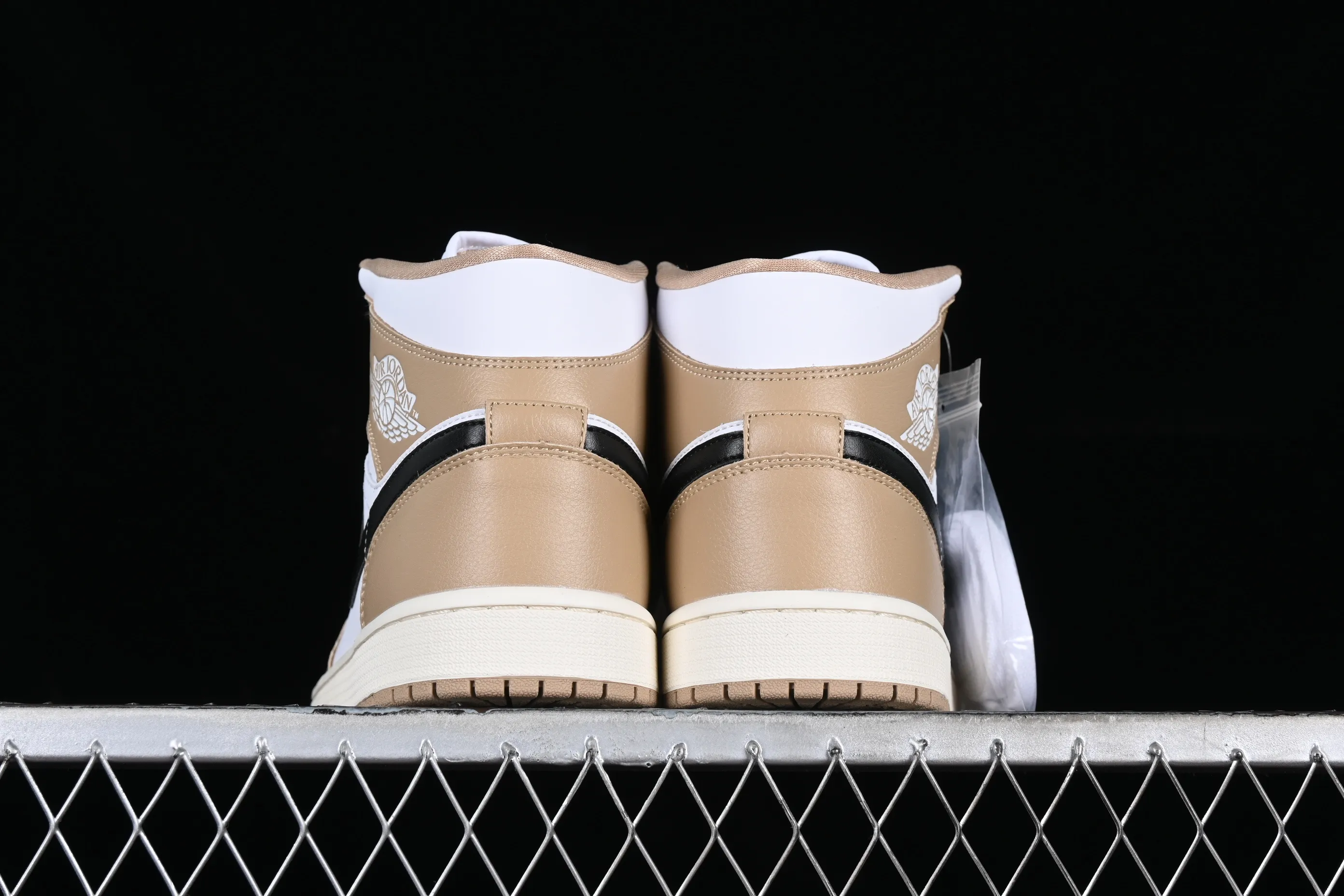 All categories Air Jordan Jordan series basketball shoes Air Jordan 1 Mid Air Jordan 1 Mid AJ1 Joe 1 light tan toe Chinese culture casual sneakers BQ6472-103